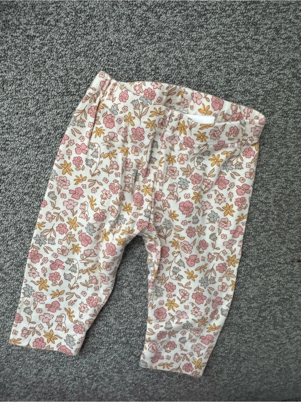 Carter's Girls Multi-Color Bottoms Pack - Black, Gray, Pink, White, Floral